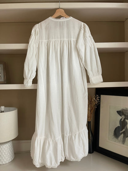 Vintage Sayburry White Butterfly Asymmetrical Hem Maxi Nightgown Slip- Size Small