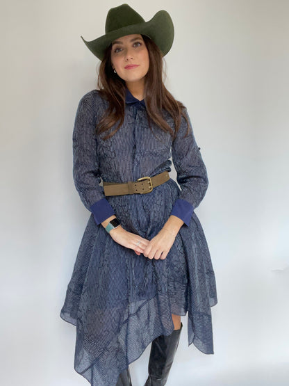 bcbg blue long sleeve dress BCBG Max Azria Blue Long Sleeve Crossover Front Shift Dress Small