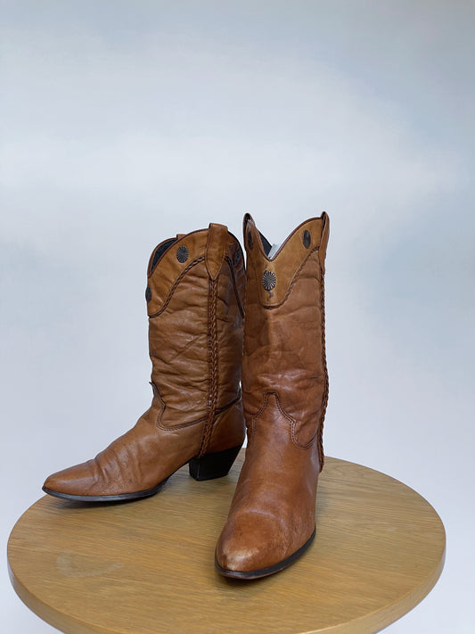 Vintage Laredo Tan Cowboy Boots, Braid and Concho Detailing - Size 9 Women’s