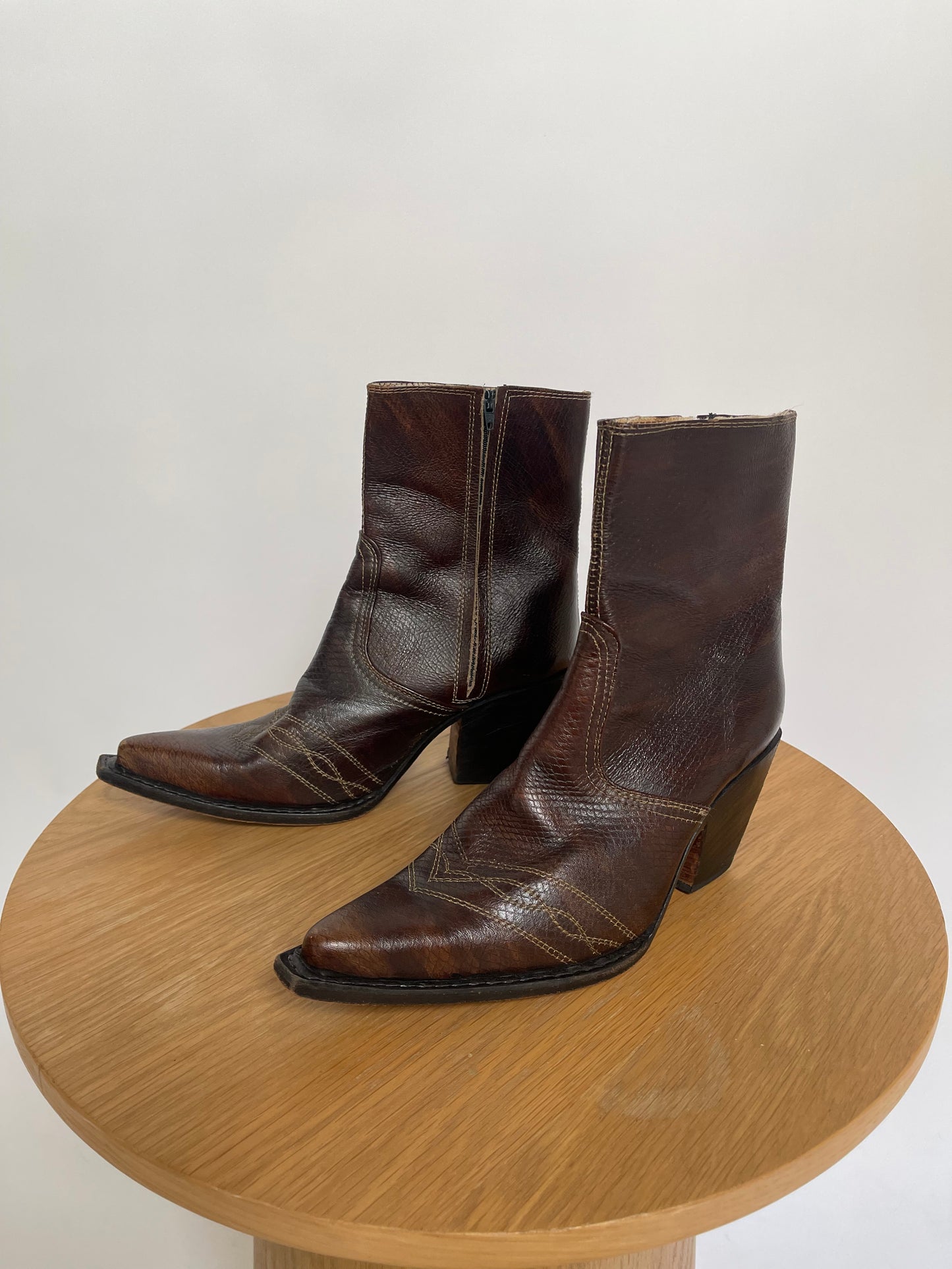 Vintage Brown Leather Western Heeled Booties - Size 7 Women's