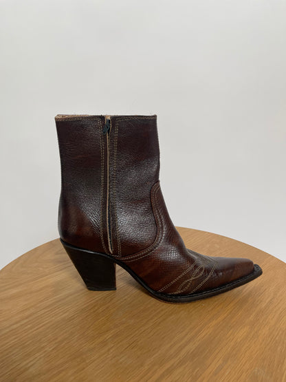 Vintage Brown Leather Western Heeled Booties - Size 7 Women's