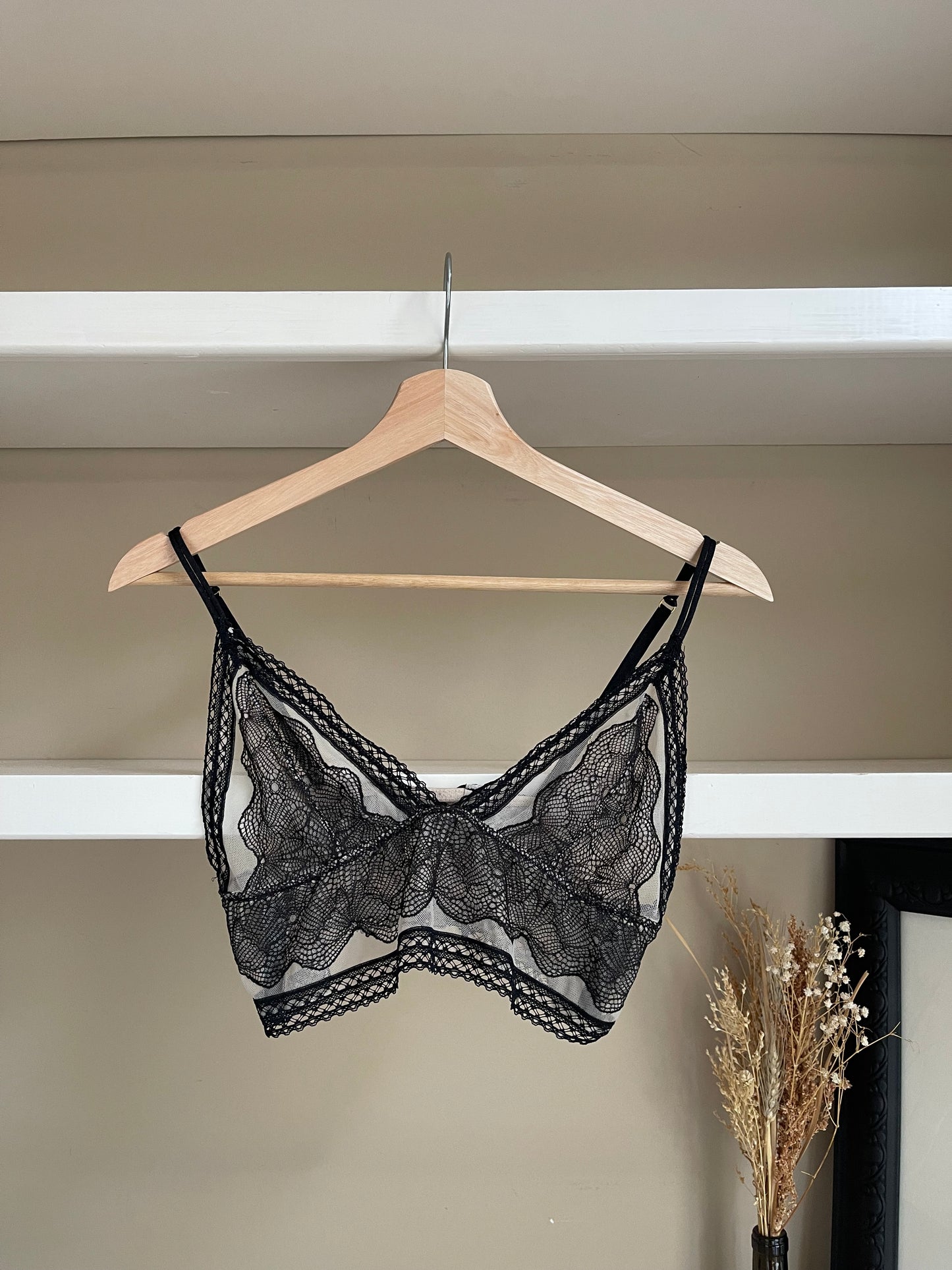 Victoria’s Secret Lace Bralette Black and Cream - Size Medium